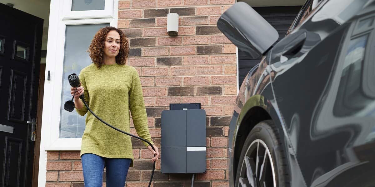 Hero image voor artikel:  Checklist: waar moet je op letten bij een tweedehands elektrische auto?